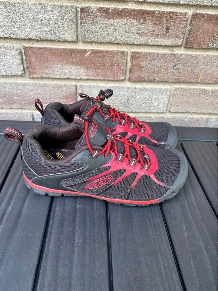 KEEN CNX Black and Red Athletic Shoes