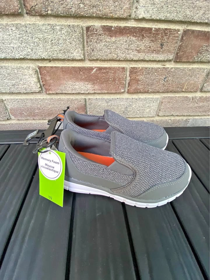 Athletic Works Slip-On Shoes kids size 13 boy
