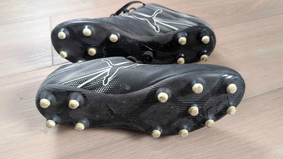 Puma Ultra Play FG/AG Soccer Cleats - Black/White - photo 2