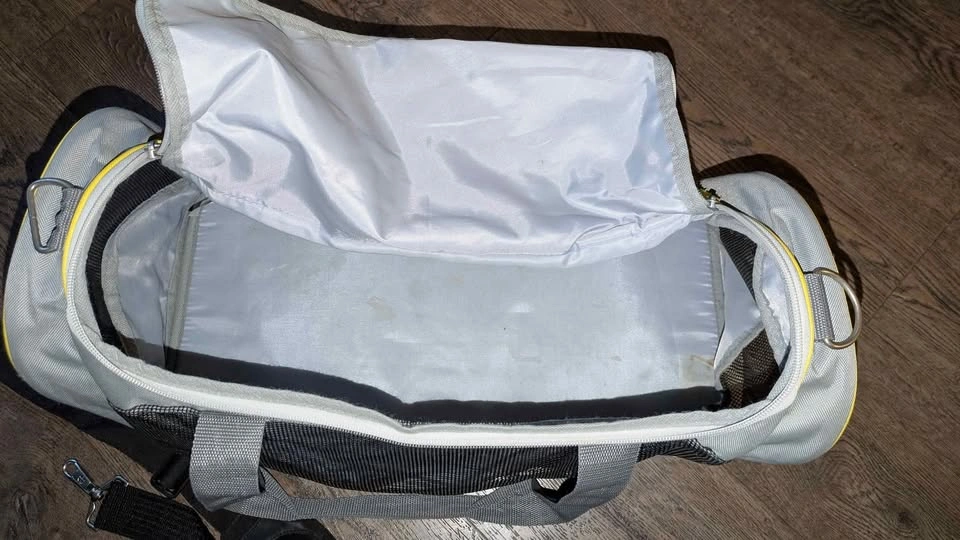 Used ZULU Pet Carrier for Small Dog or Cat - photo 2