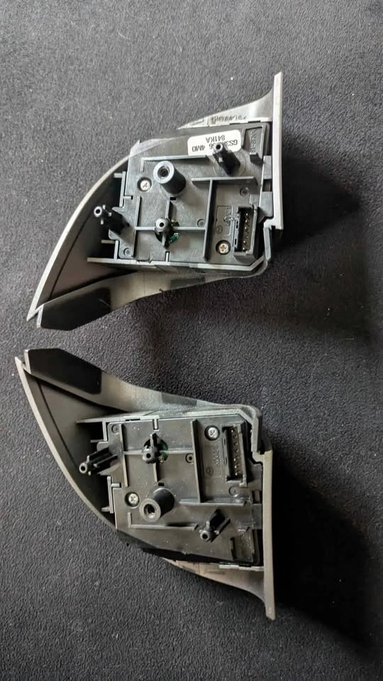 Mazda 6 Steering Wheel Cruise/Audio Switch - photo 2