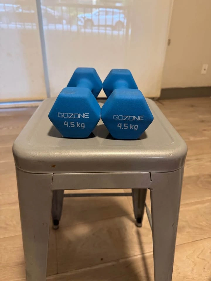GoZone Neoprene Dumbbell Pair - 4.5 kg / 10 lbs Each - photo 2