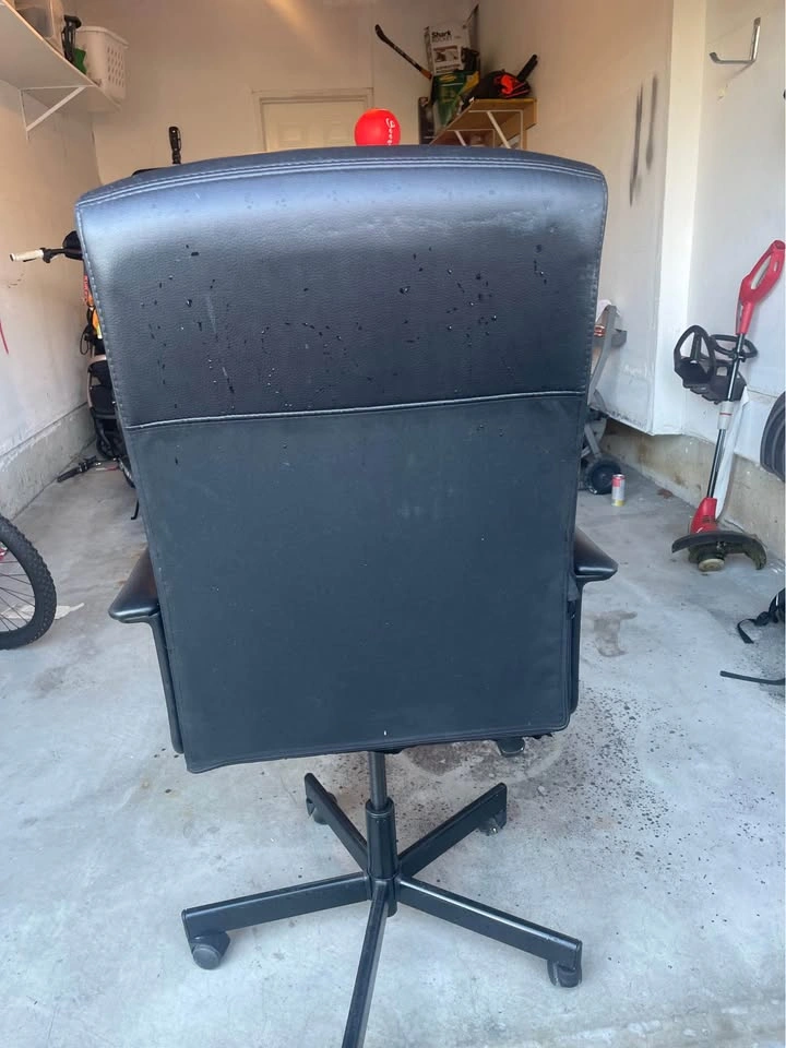 High Back Executive Office Chair - photo 2