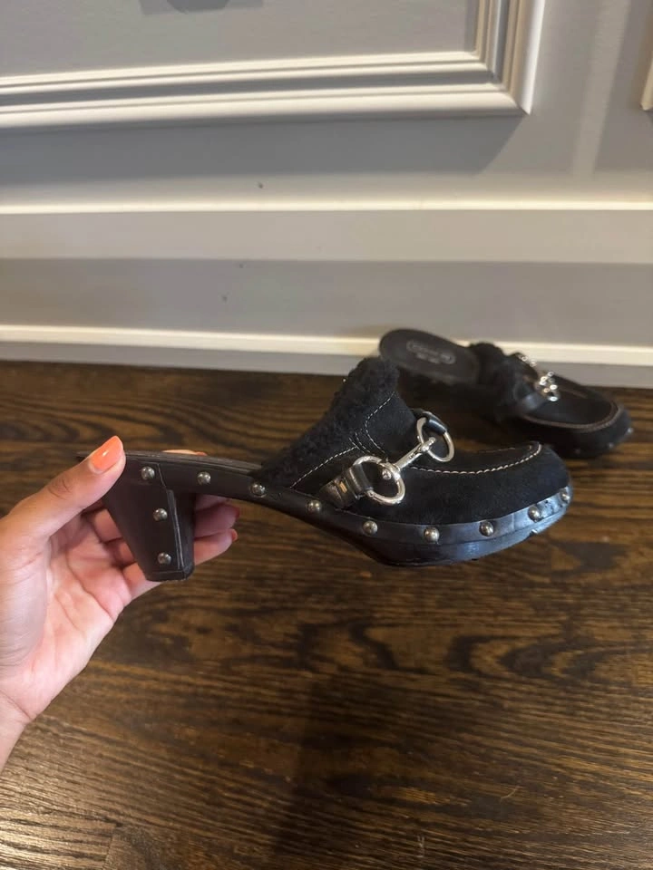 Vintage coach mules - photo 2