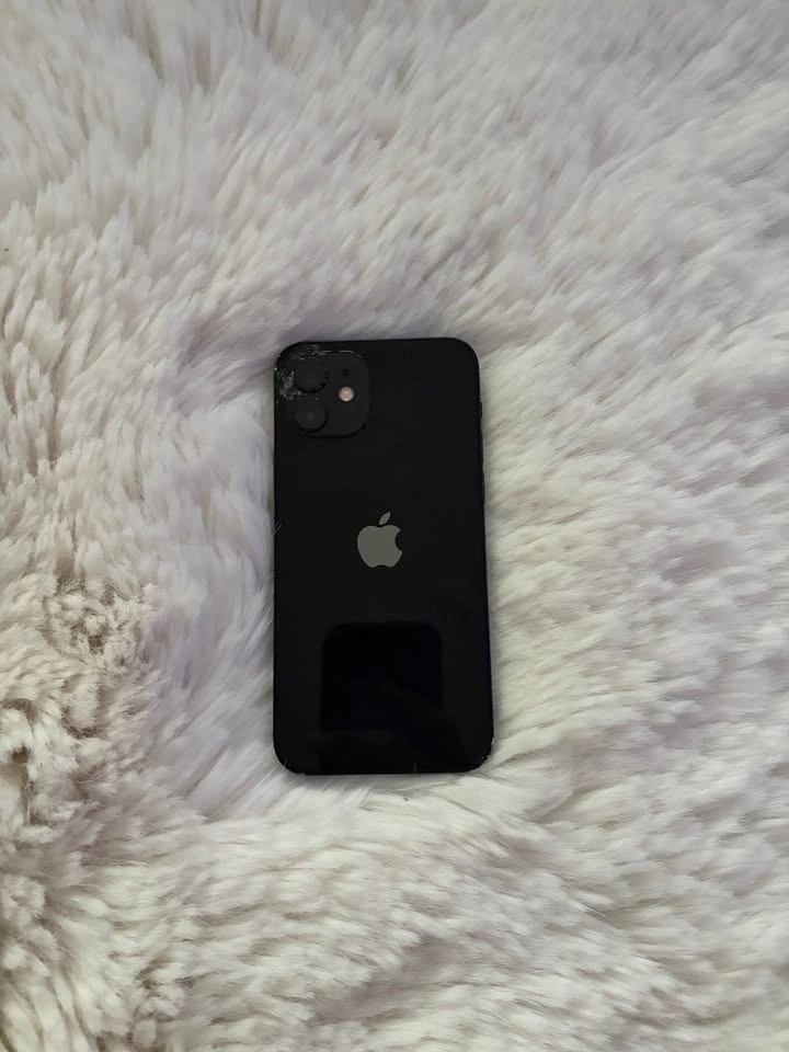 Iphone 12 - 64gb - photo 2