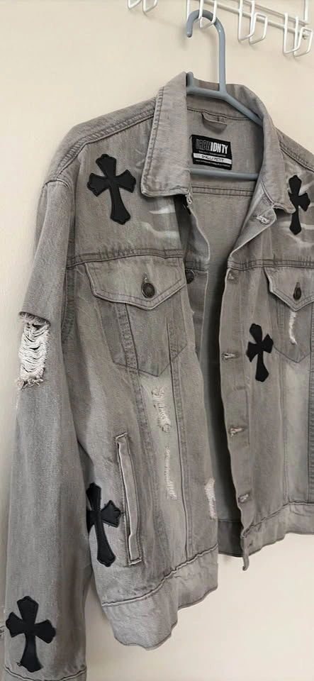 URBNIDNTY Distressed Denim Jacket - photo 3