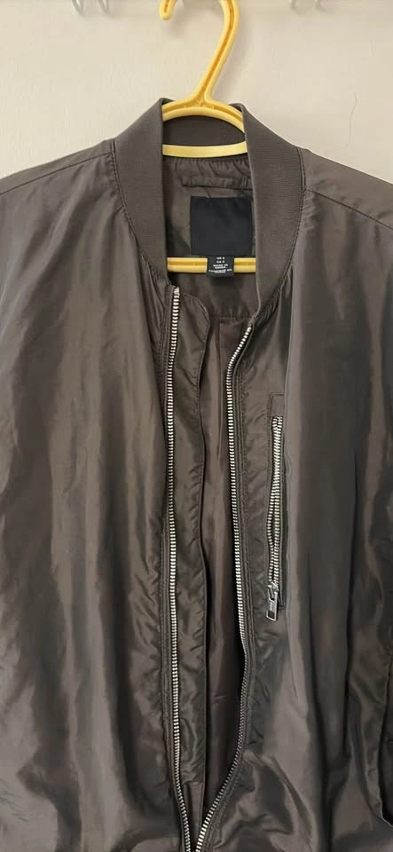 H&M Bomber Jacket - photo 2