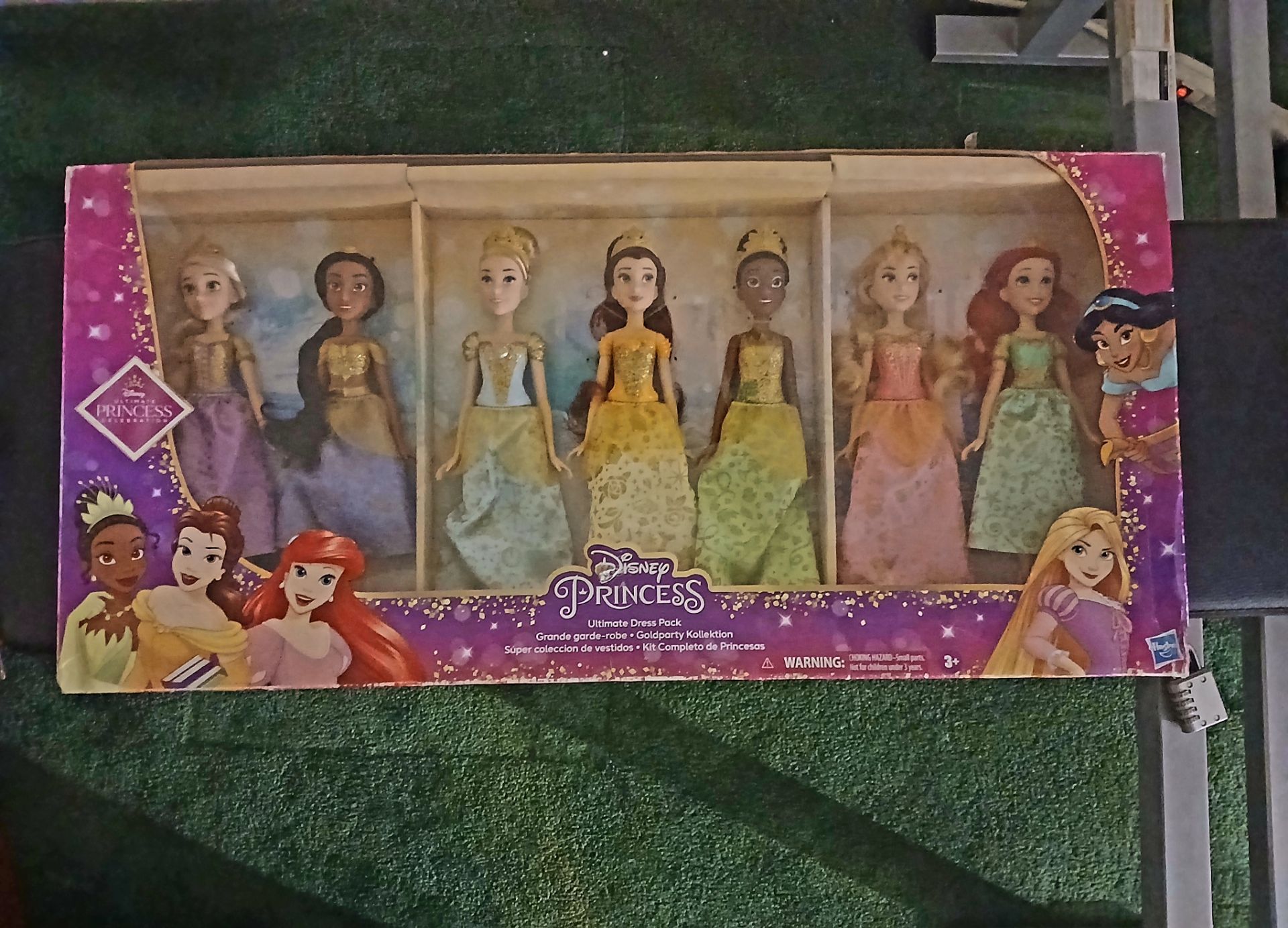 Disney Princess Ultimate Dress Pack - 7 Princesses Included - photo 2