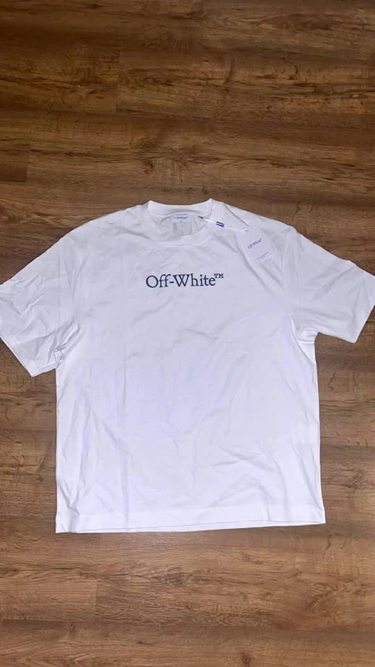 Off white shirt size M