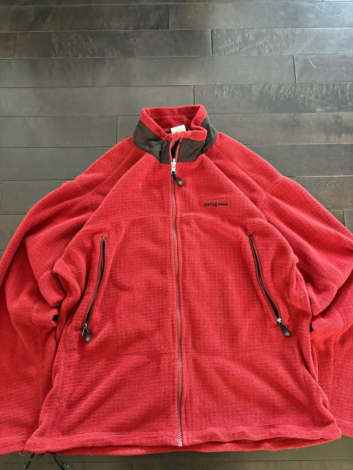 Patagonia men’s sweater