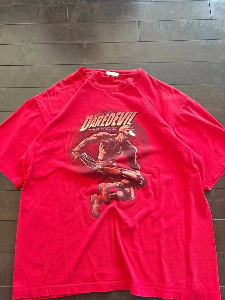 Vintage 90s daredevil tee