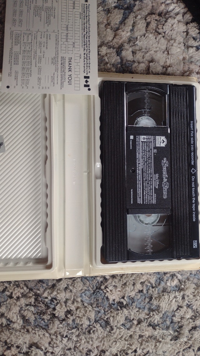 VHS- Sword and the Stone - photo 3
