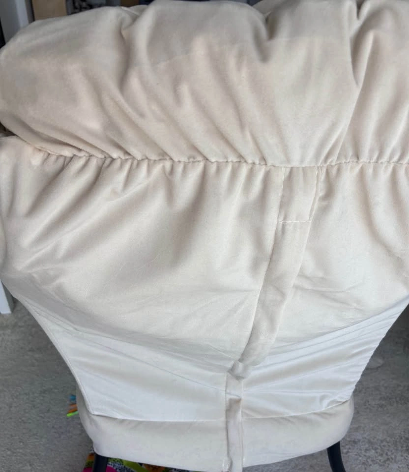Cream Tufted Oversized Lounge Chair - photo 2