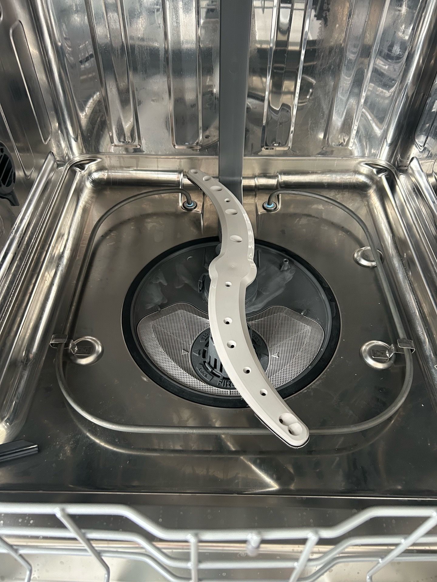 New 24” Dishwasher, never installed - photo 3