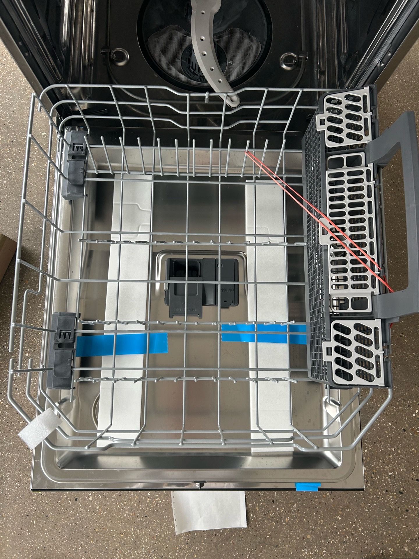 New 24” Dishwasher, never installed - photo 5