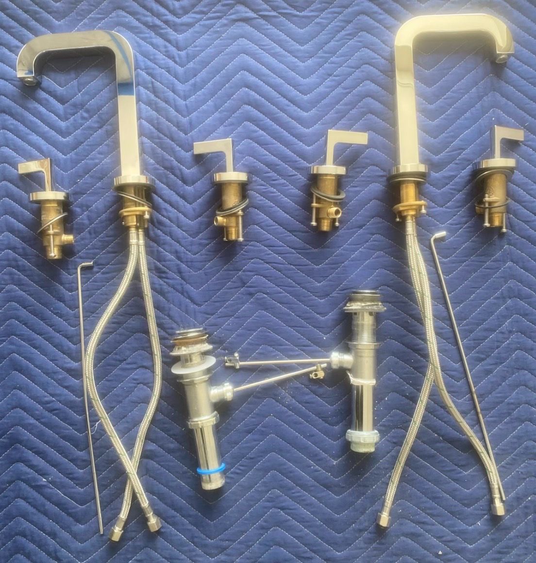 Bathroom Faucet - photo 2