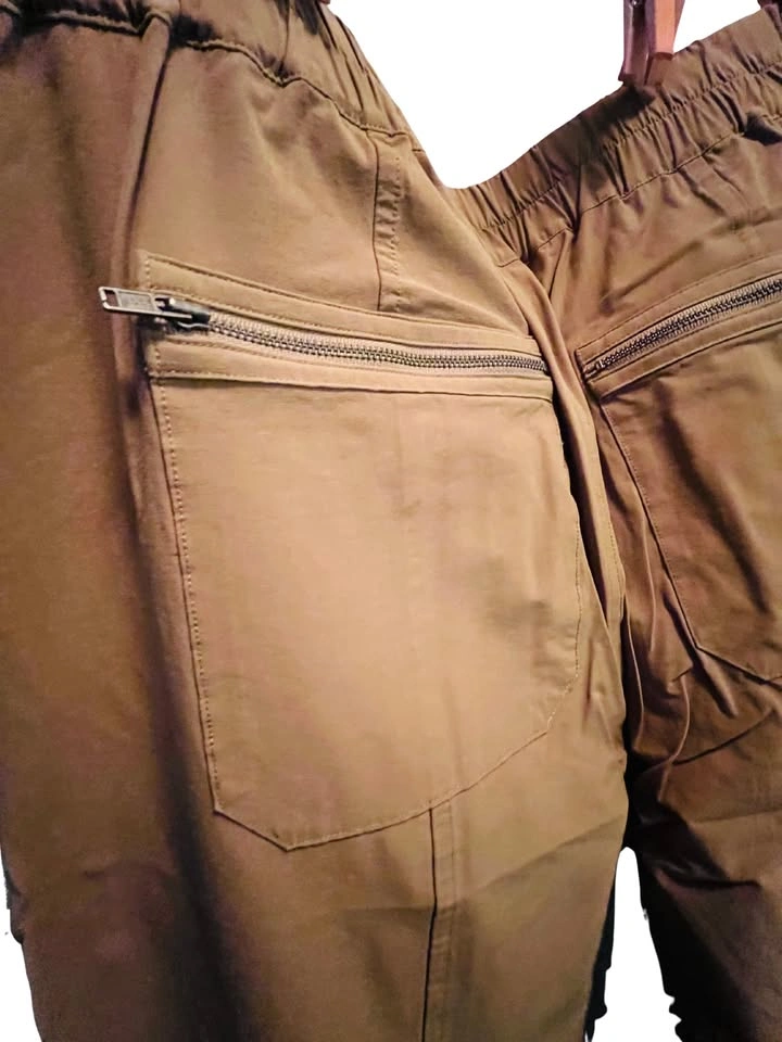 CAbi Camel Cargo pants | new no tags | size M | $25 - photo 4