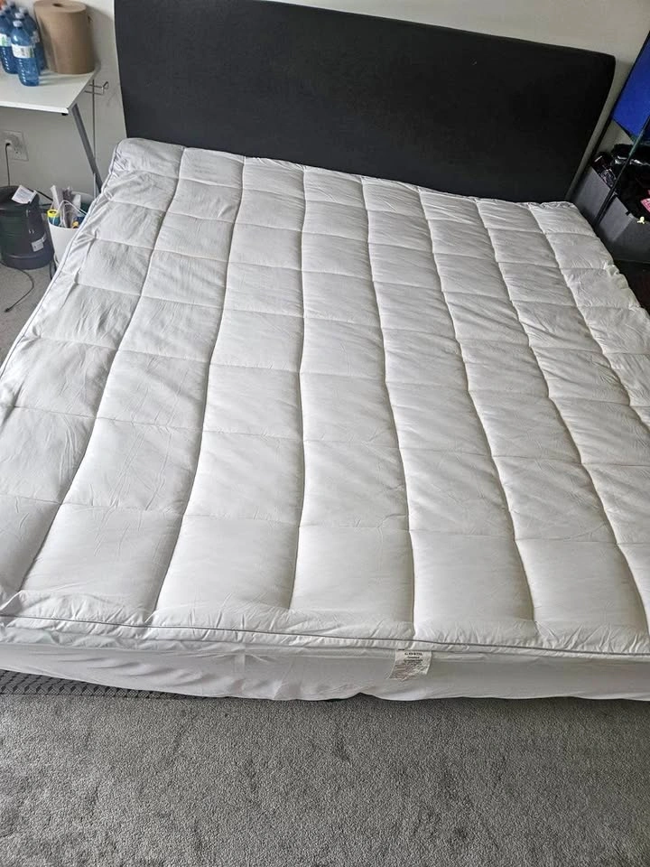 King size Deep pocket Mattress Topper