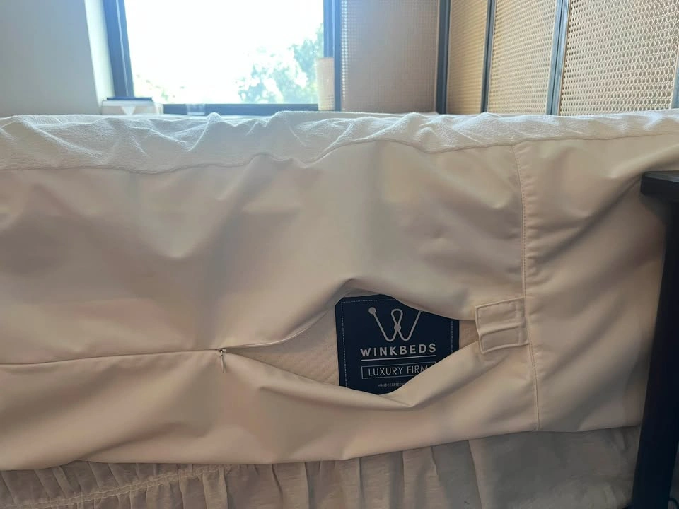 WinkBeds King Mattress – Luxury Firm Hybrid + Bed Frame - photo 5