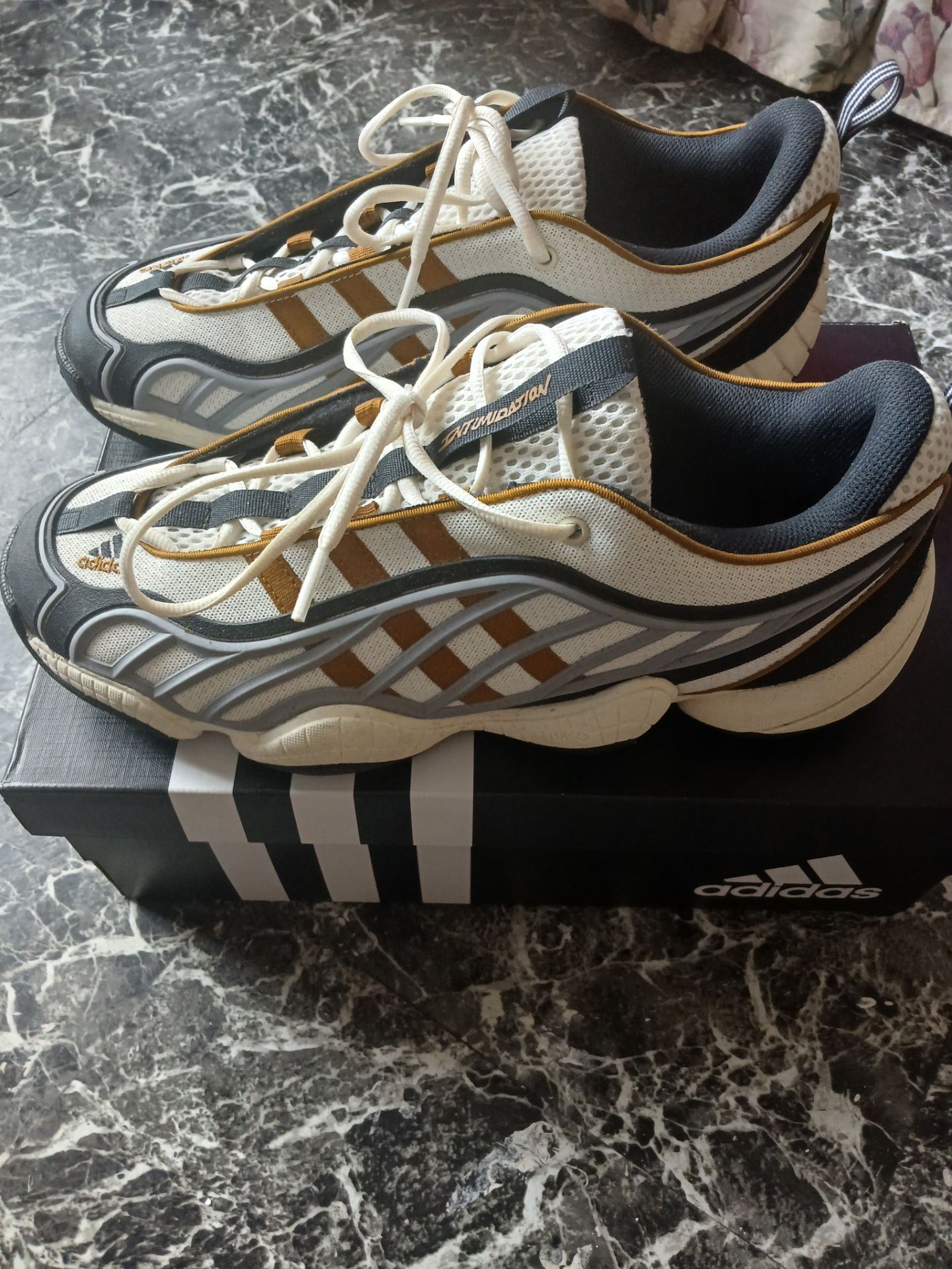 Adidas Intimidation Sneakers 11.5 - photo 2