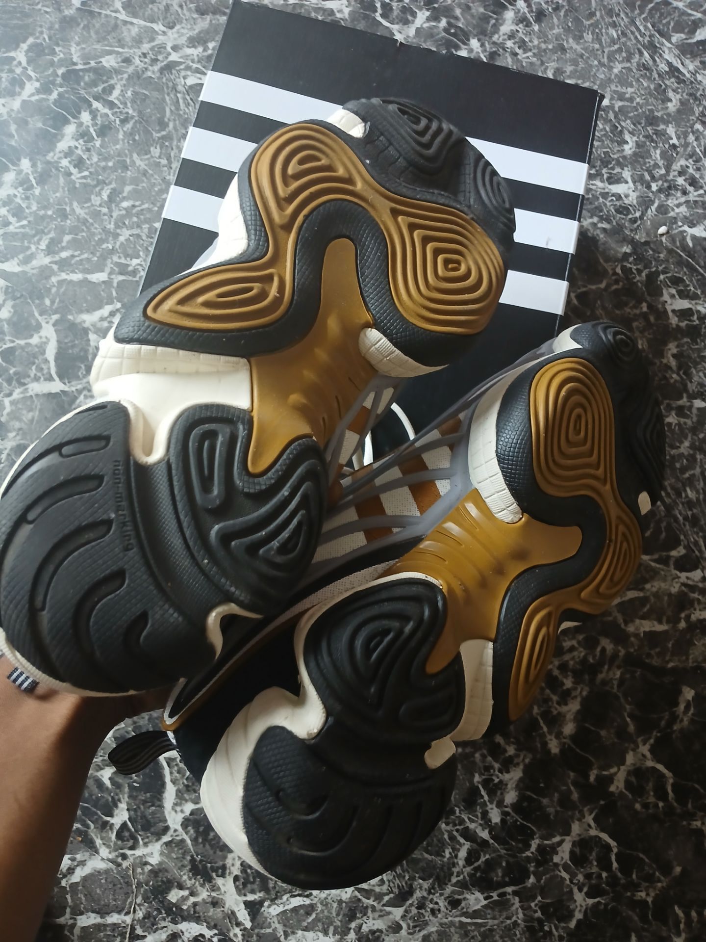 Adidas Intimidation Sneakers 11.5 - photo 5