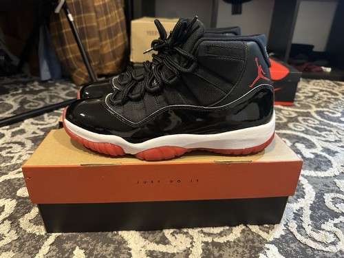 Size 10.5 - Jordan 11 Retro High Bred 2019 Dead Stock - photo 2