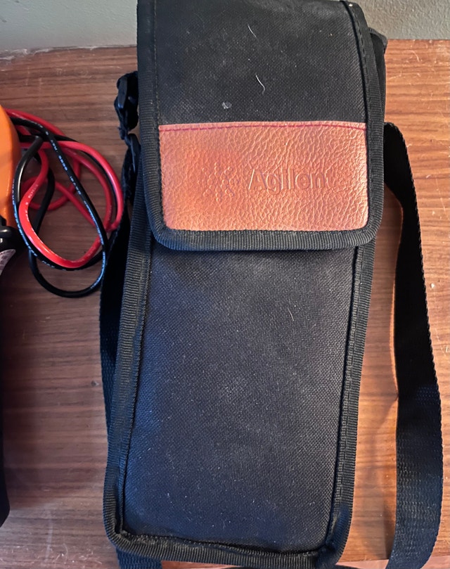 Professional Agilent U1213A clamp meter quick sale OBO - photo 3