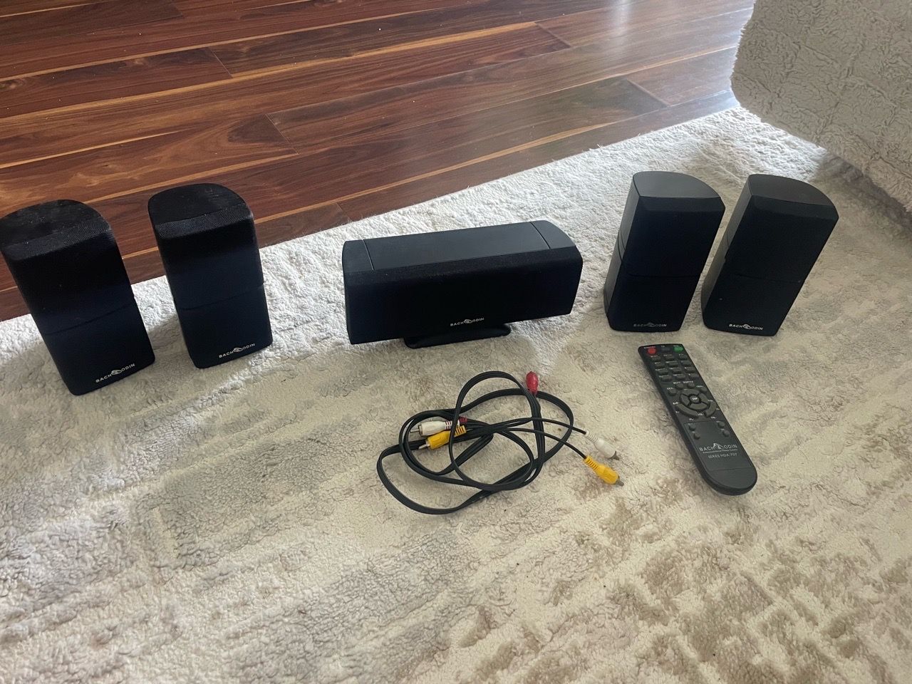 Bach & Odin 5-Speaker Set with Remote & RCA Cable