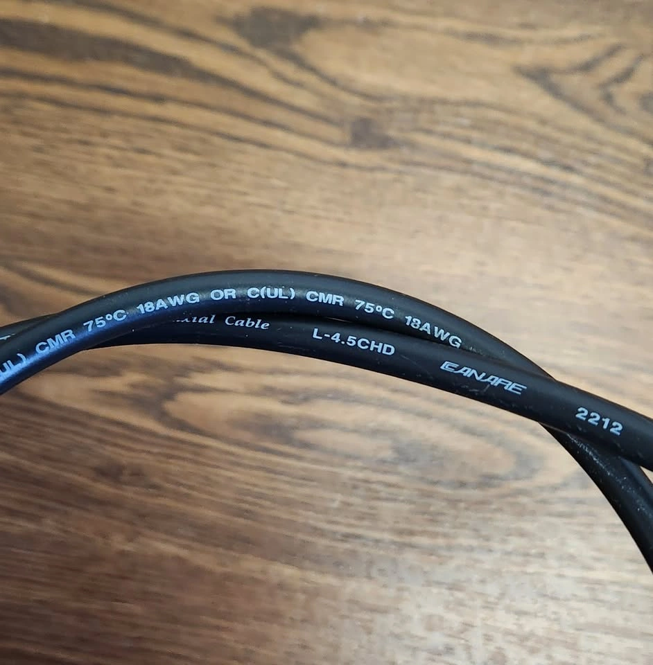 Canare CMR-75C 1m RCA Cable - photo 2