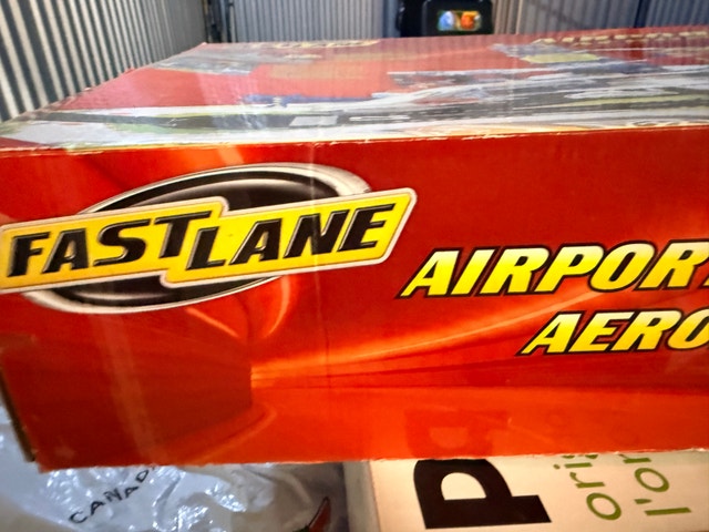 Large Toy Airport - photo 4