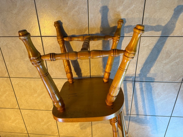 wood chair - maple or oak - photo 3