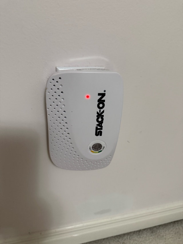 Bank Safe - Stack-On - Cordless Dehumidifier - photo 2