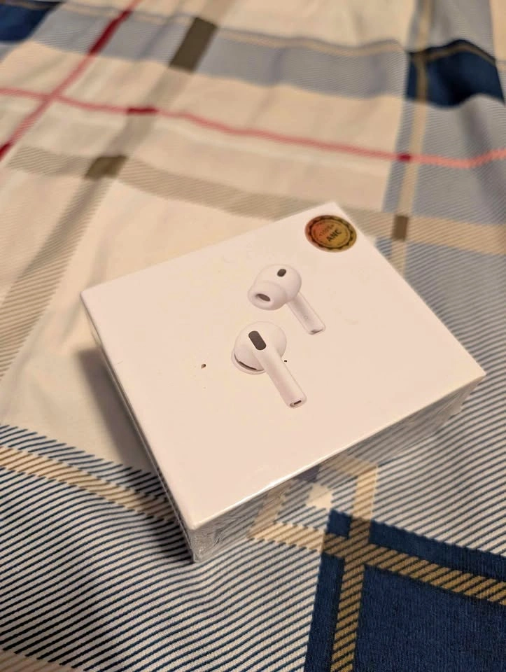 Apple AirPods Pro 3 - Brand New & Sealed