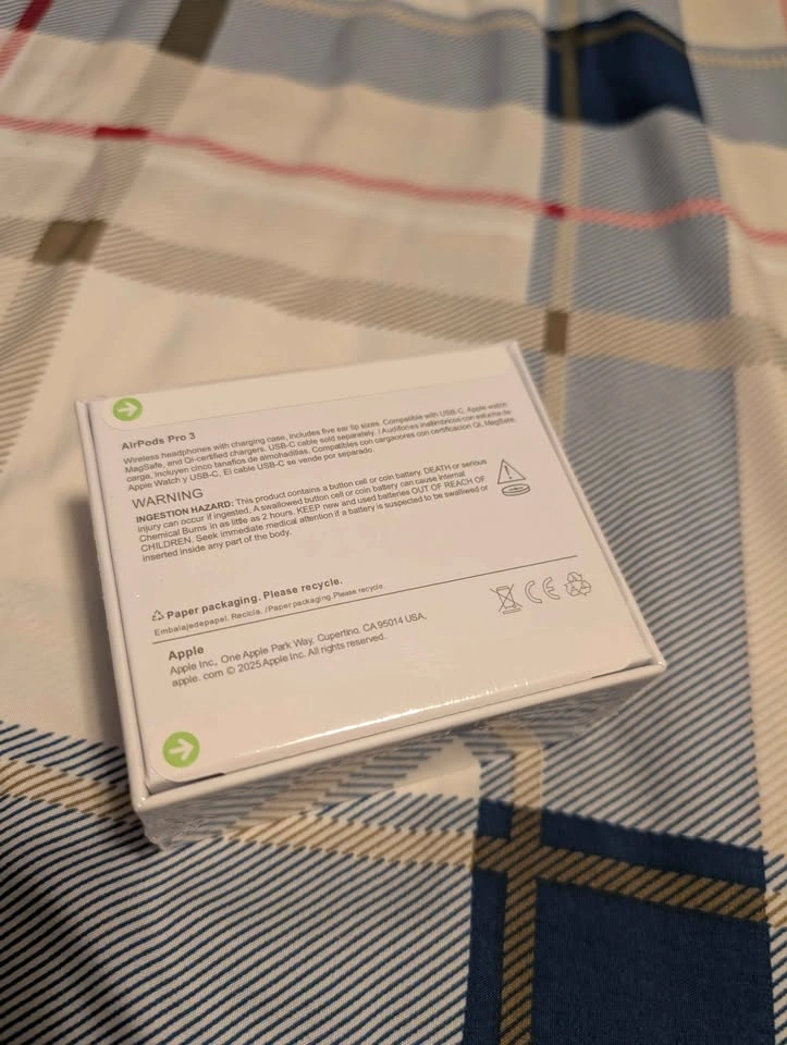 Apple AirPods Pro 3 - Brand New & Sealed - photo 3