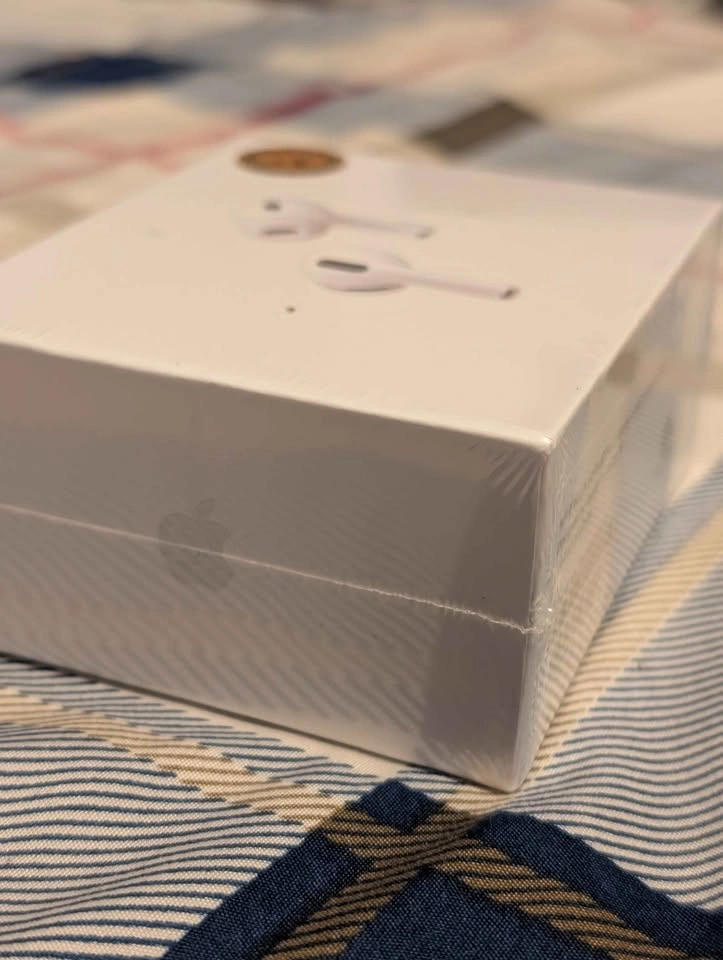 Apple AirPods Pro 3 - Brand New & Sealed - photo 4
