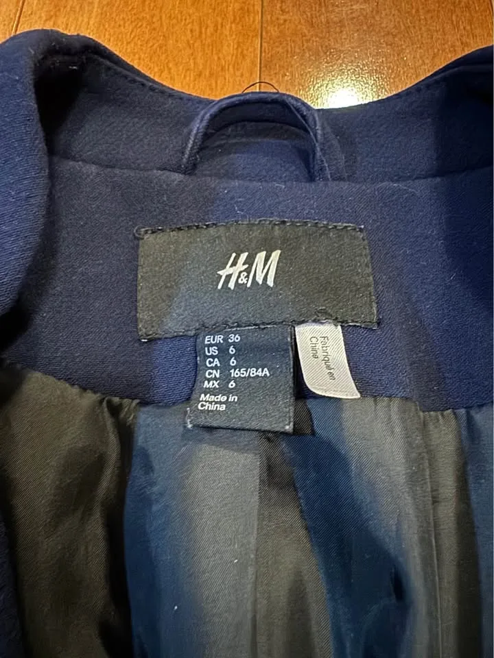 H&M Navi Blue Blazer image indicator(3)