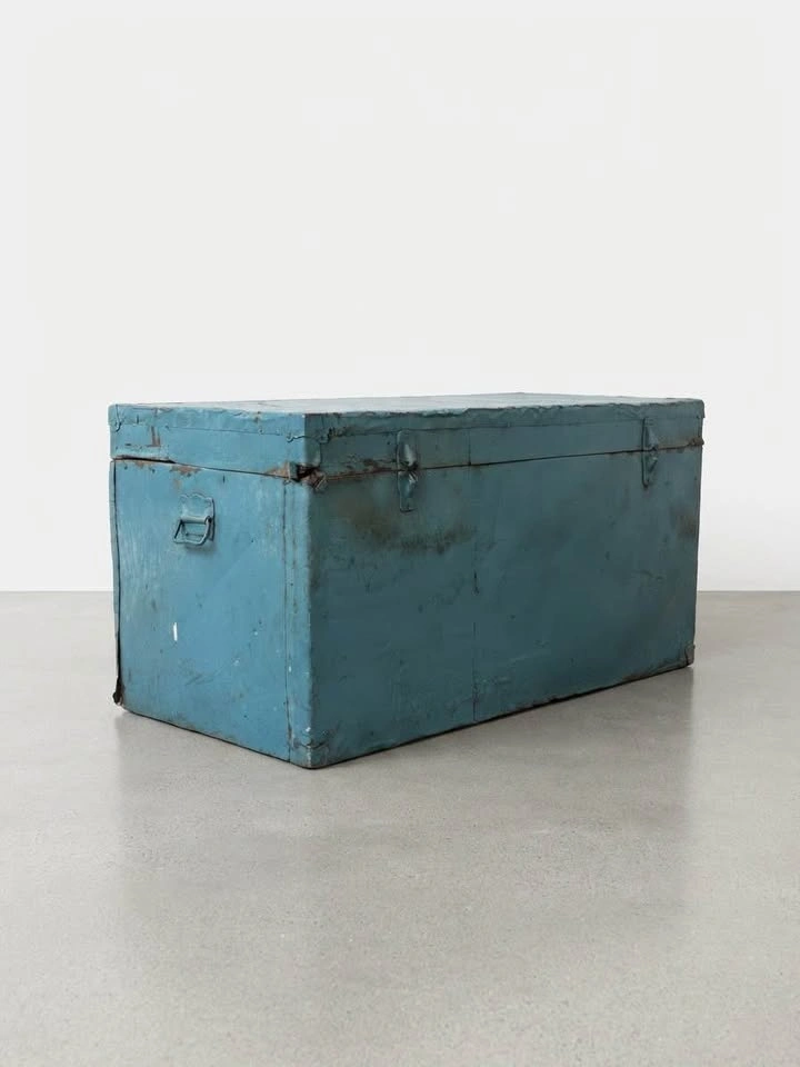 Vintage Mid Century Trunk – Blue Patina - photo 4
