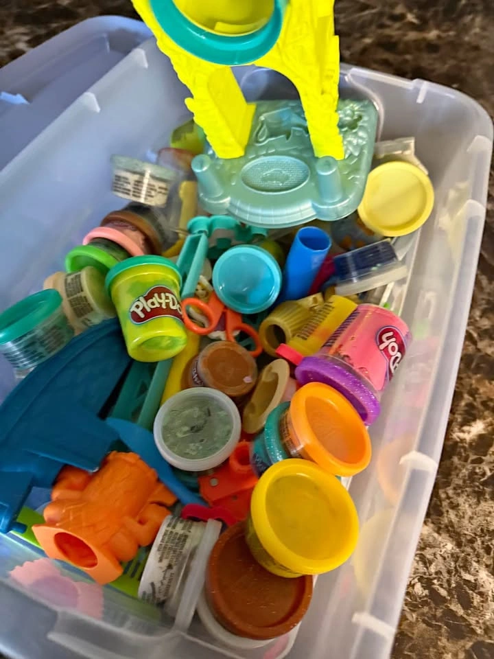 Medium sized bin of Play-Doh Modeling Compound and Tool Set