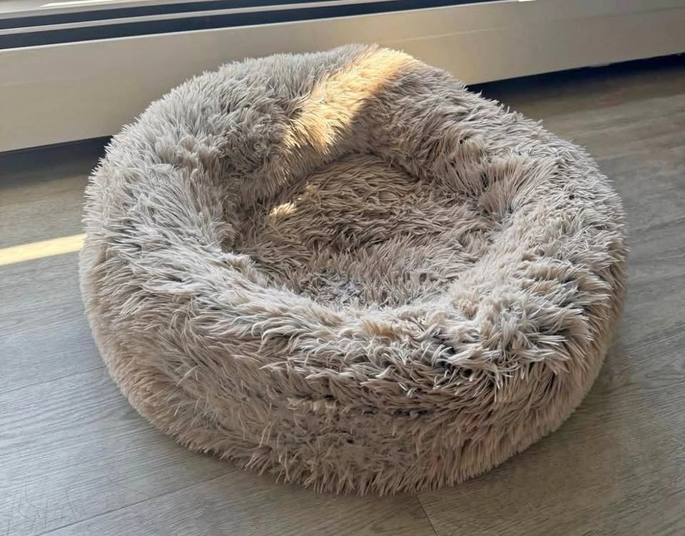 Big Fluffy Donut Shaped Pet Bed