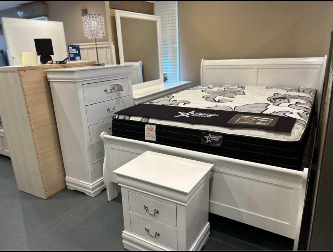 Sleigh Bedroom Set with Dresser, Night Stand and Chest - photo 3