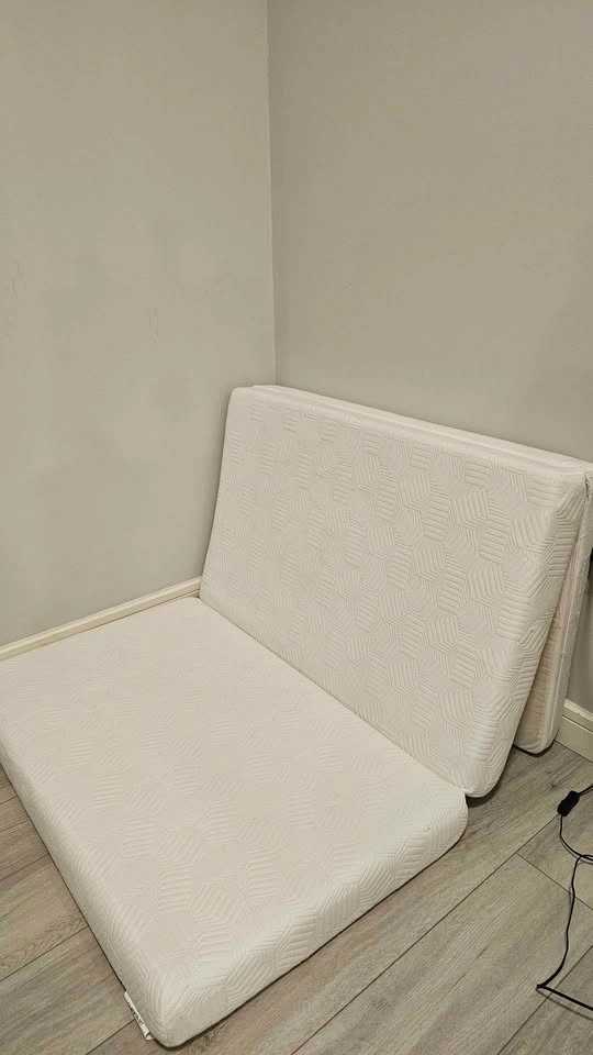 Zinus CA-MFMTRI-35T Tri-Fold Memory Foam Mattress - photo 2