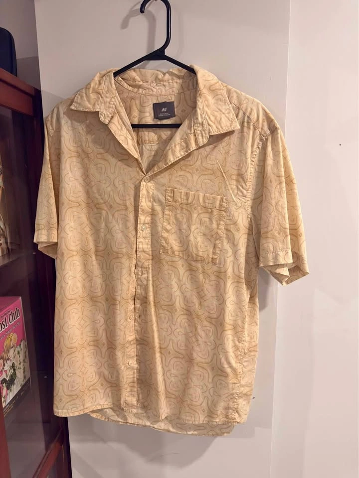 H&M Short Sleeve Button-Down Shirt