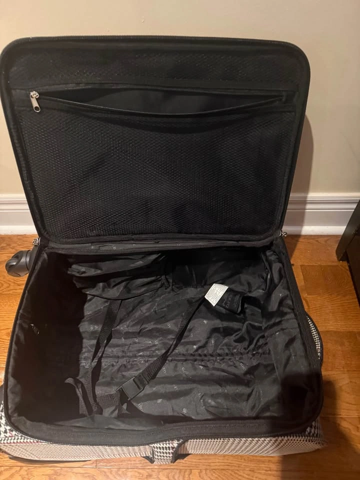 Adolfo travel luggage - photo 4