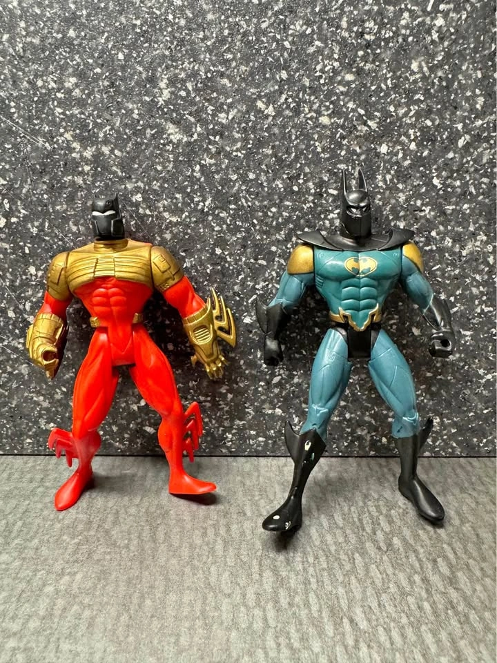 Vintage 1994 Kenner Batman figurines