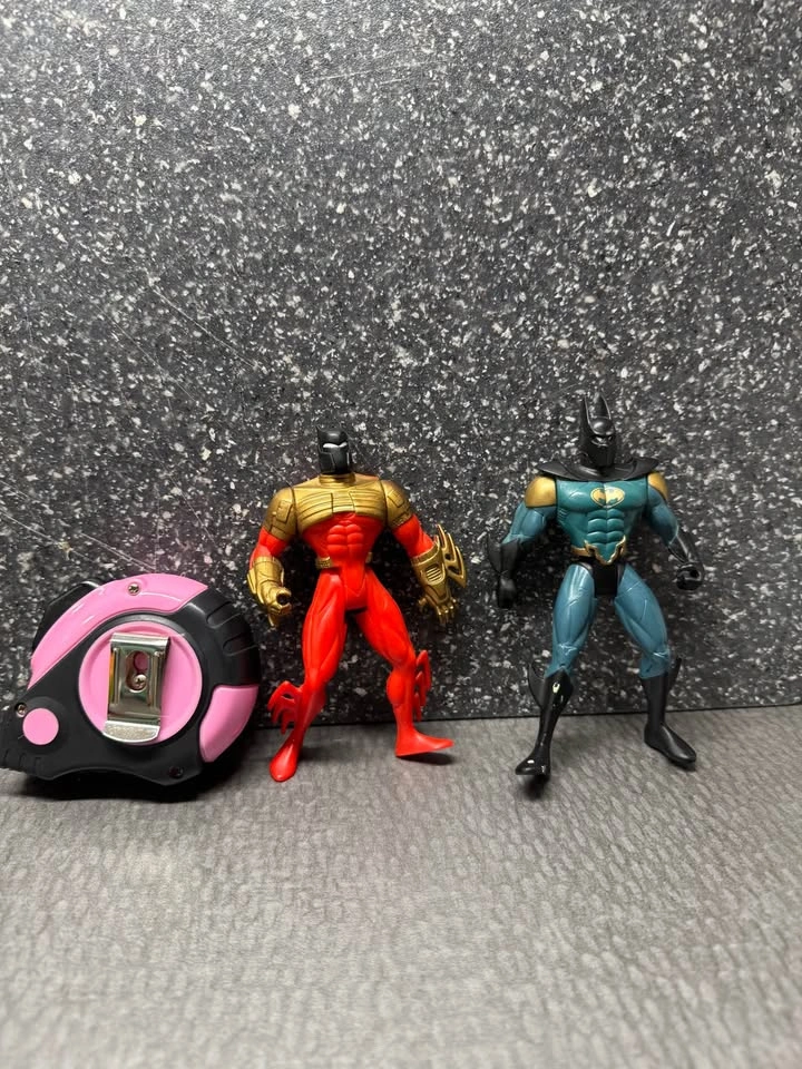 Vintage 1994 Kenner Batman figurines - photo 2
