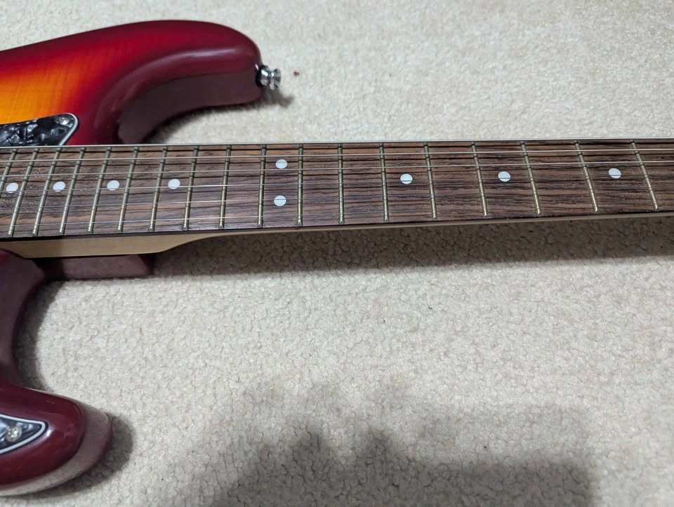 2007 Fender Squire Stratocaster - photo 4
