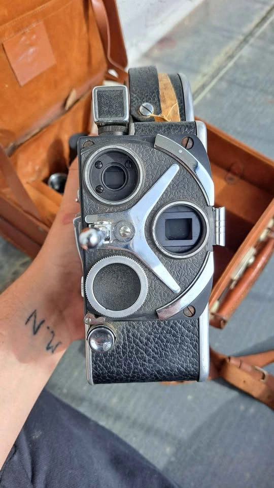 Paillard Bolex Camera - photo 2