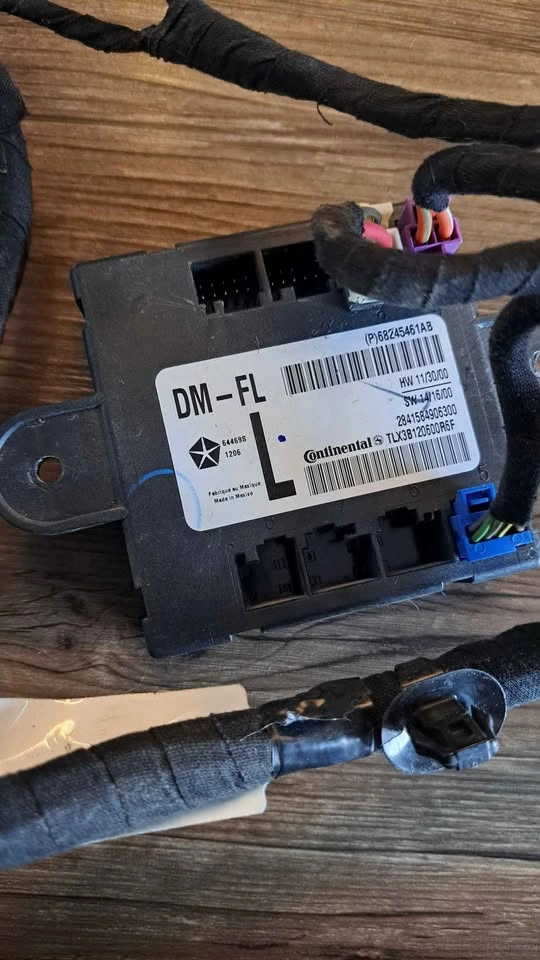 Front Left Door Control Module & Wiring Harness (Chrysler/Dodge/ - photo 5