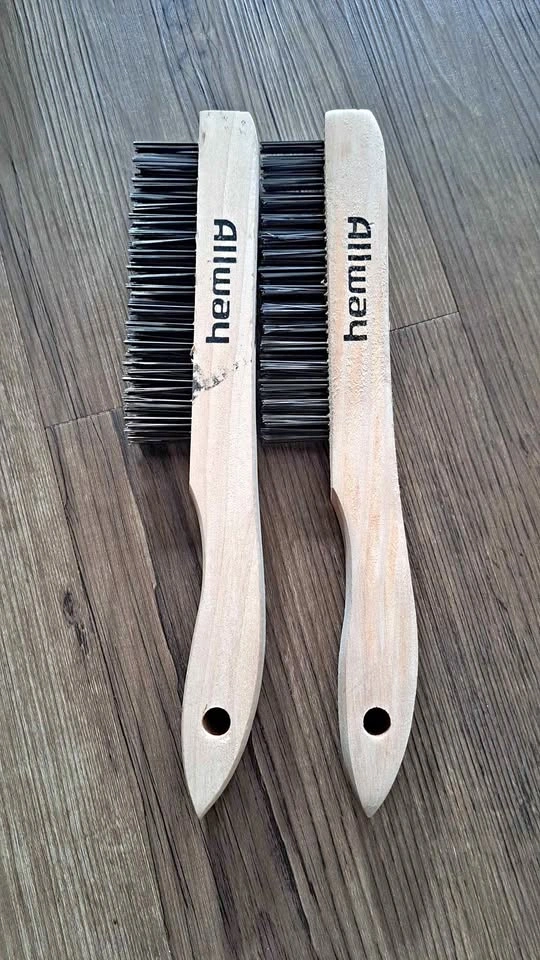 Wire Brush (2, new)
