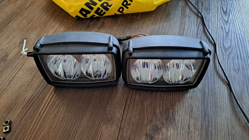 2 pod lights + mounts - photo 2